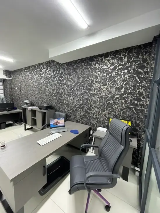 Ofis için duvar kağıdı uygulaması